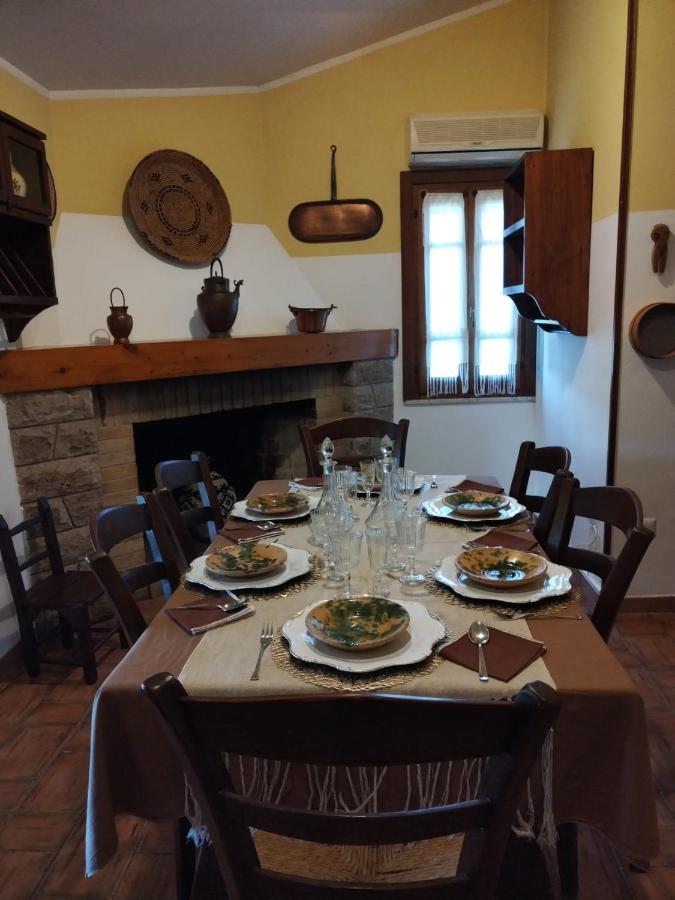 Il Casale Del Cortonese Apartamento Sássari Exterior foto