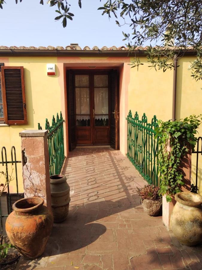 Il Casale Del Cortonese Apartamento Sássari Exterior foto