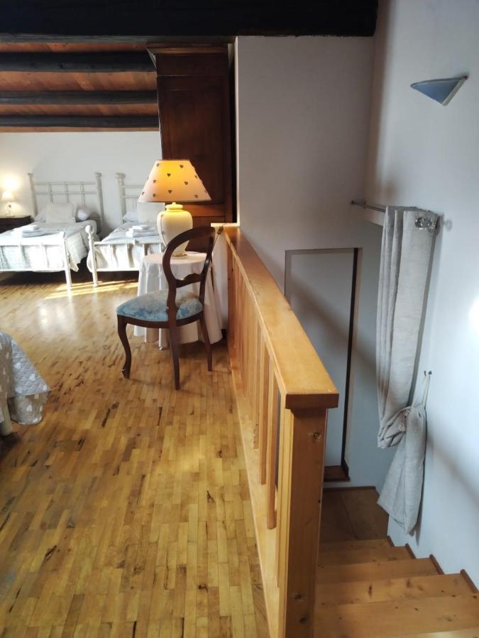 Il Casale Del Cortonese Apartamento Sássari Exterior foto