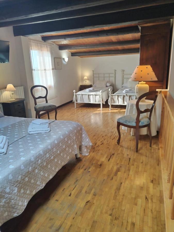Il Casale Del Cortonese Apartamento Sássari Exterior foto