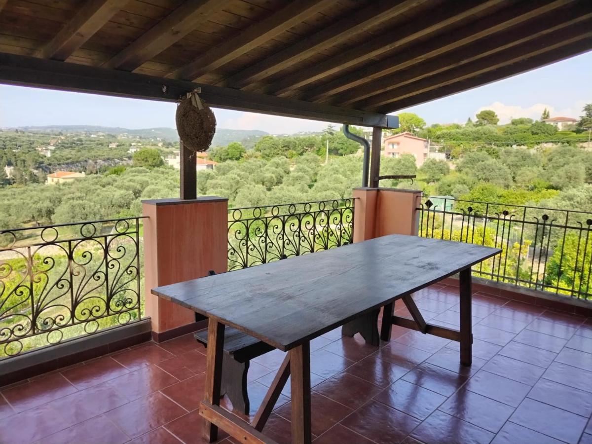 Il Casale Del Cortonese Apartamento Sássari Exterior foto